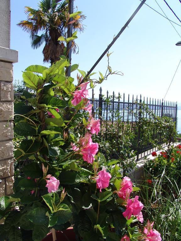 אופטיה Apartments Anamarija מראה חיצוני תמונה